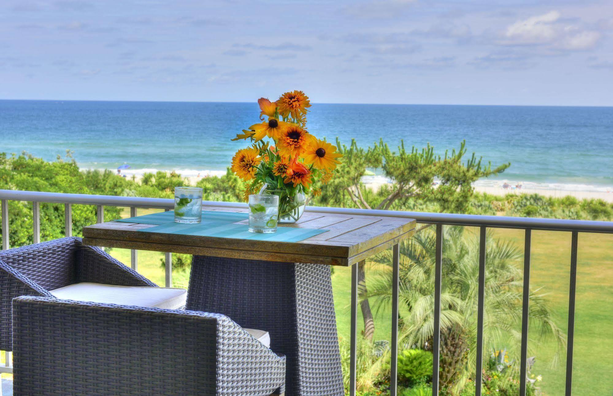 Blockade Runner Beach Resort Wrightsville Beach Bagian luar foto